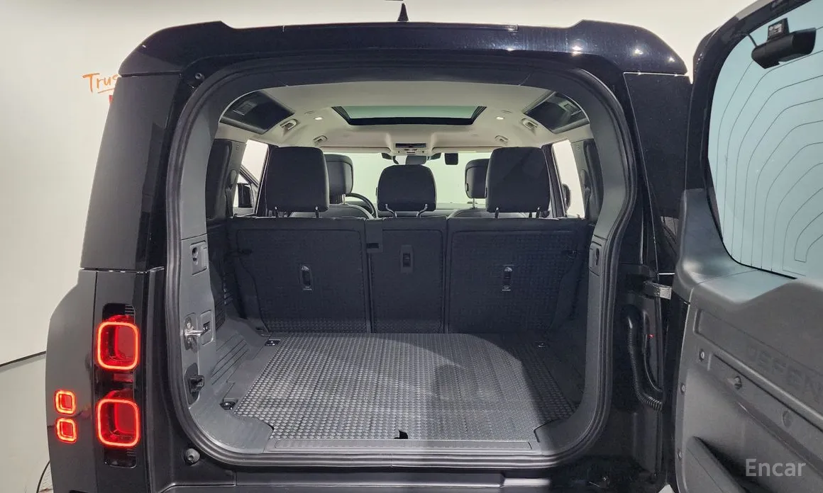 Фото 20 - Land Rover Defender