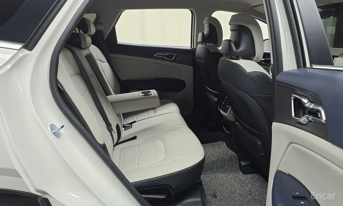 Фото 12 - Kia Sportage