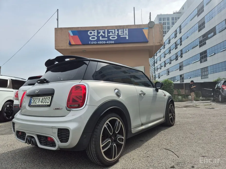 Фото 3 - Mini Cooper