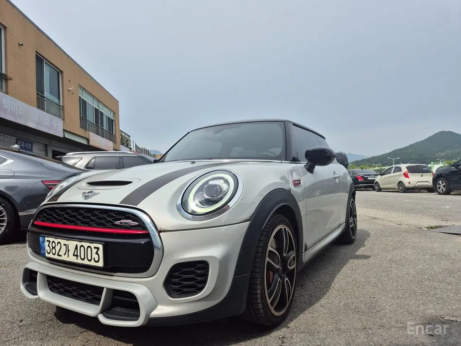 Фото 4 - Mini Cooper