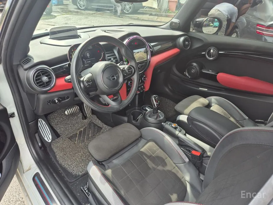 Фото 7 - Mini Cooper