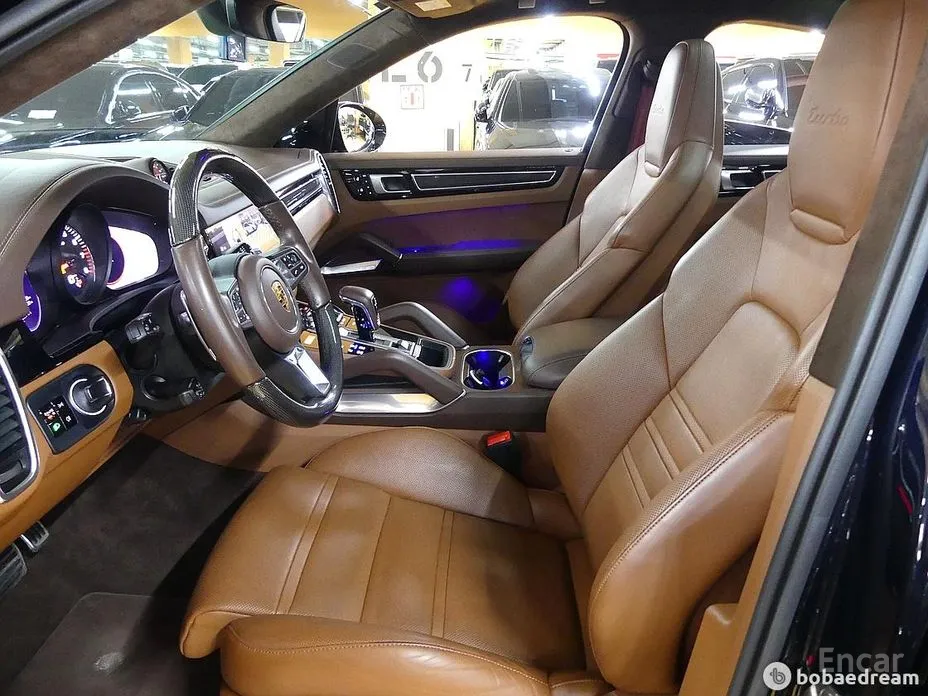 Фото 8 - Porsche Cayenne