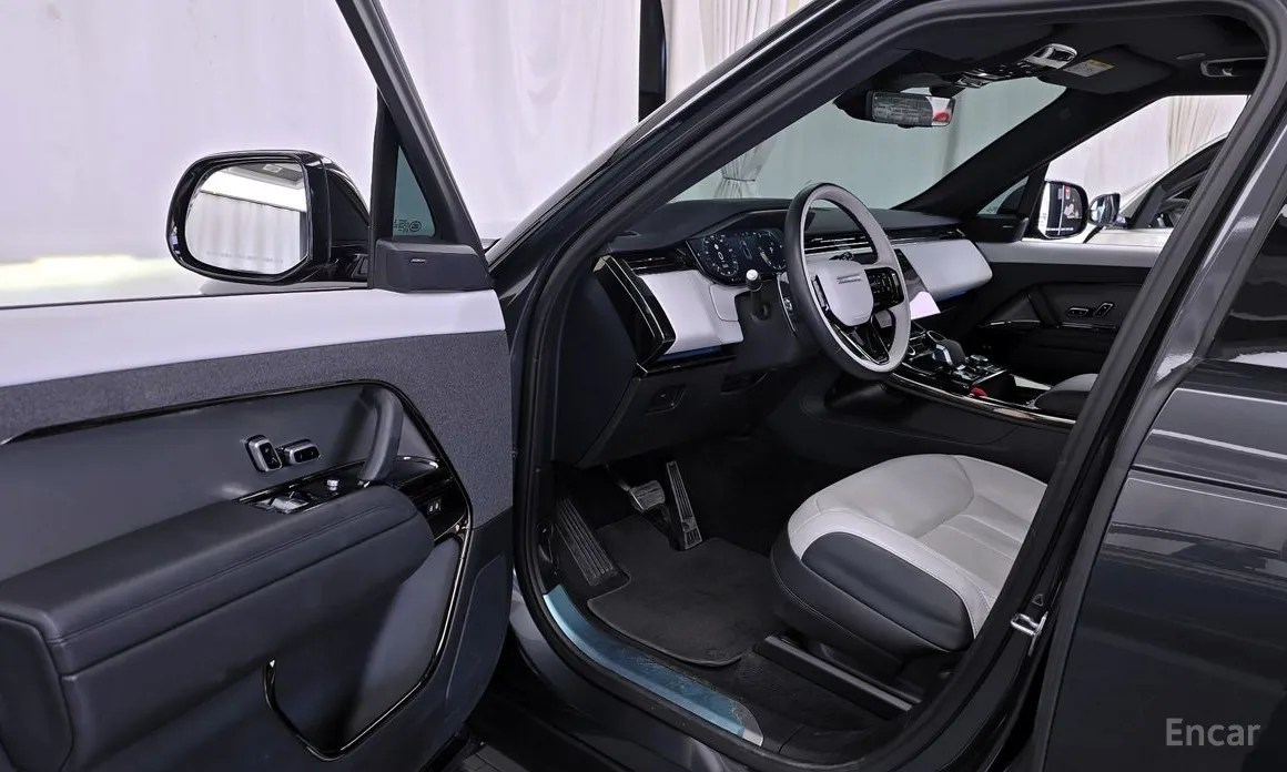 Фото 10 - Land Rover Range Rover Sport