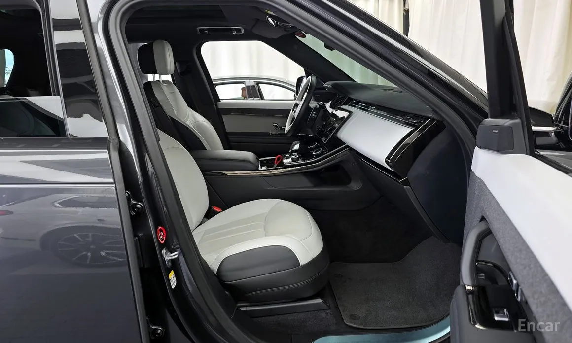 Фото 11 - Land Rover Range Rover Sport