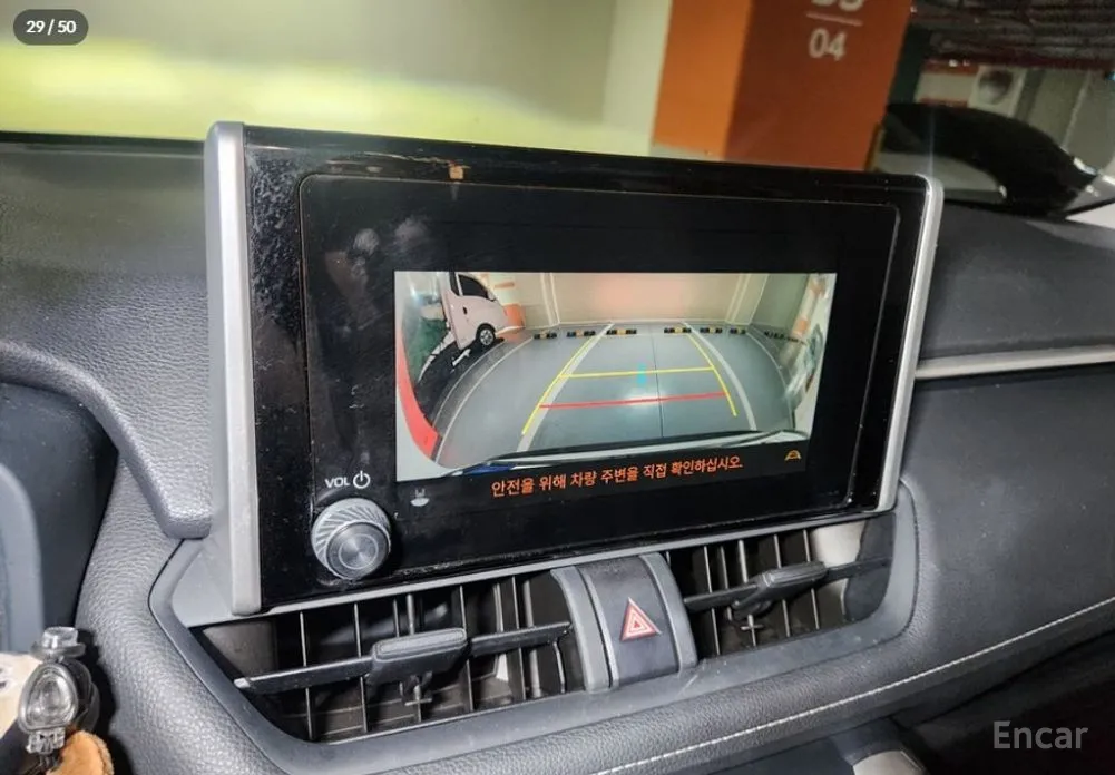 Фото 16 - Toyota RAV4