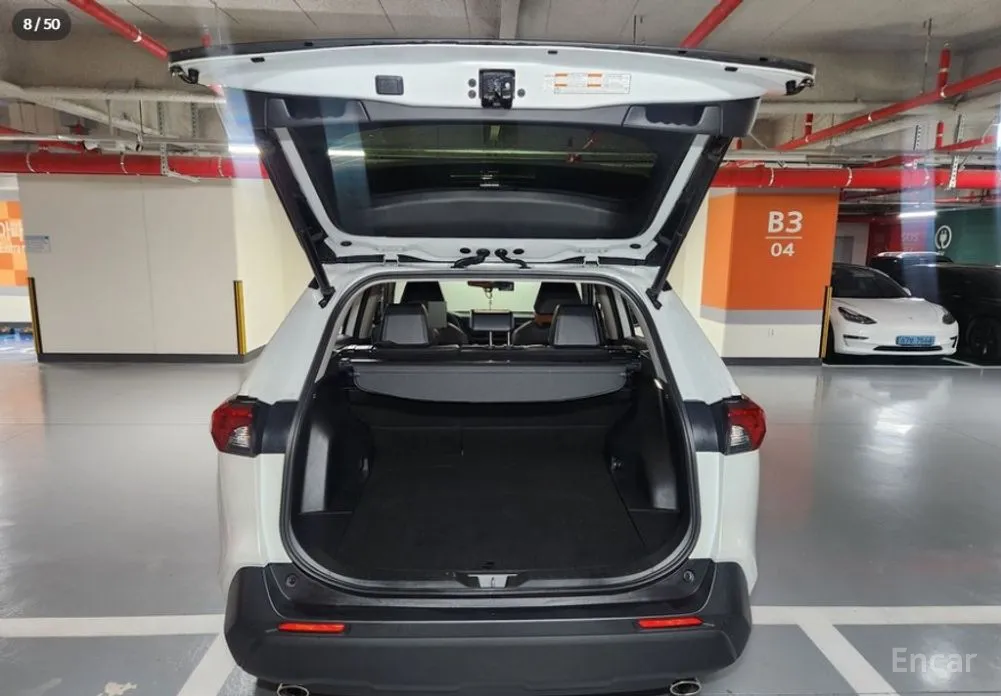 Фото 5 - Toyota RAV4