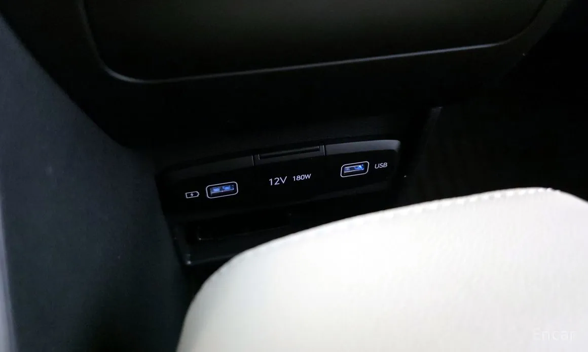 Фото 19 - Hyundai Staria