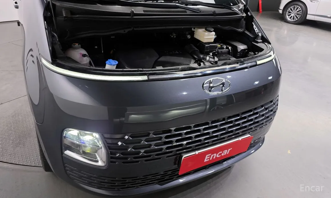 Фото 6 - Hyundai Staria