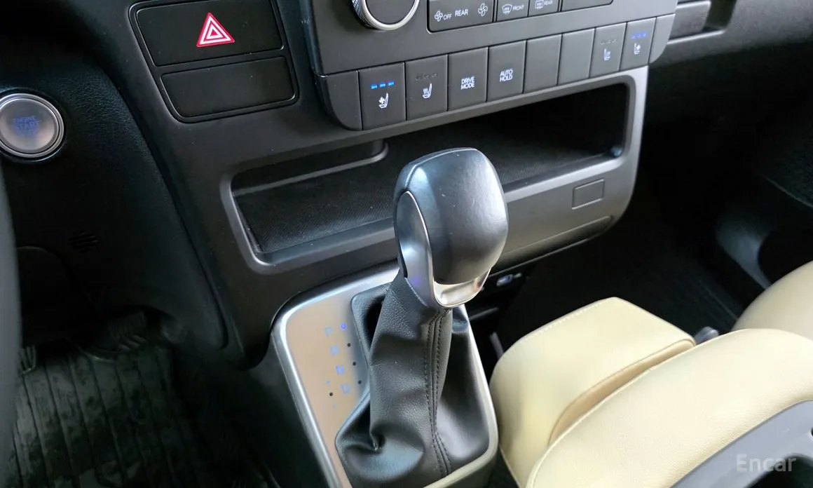 Фото 9 - Hyundai Staria