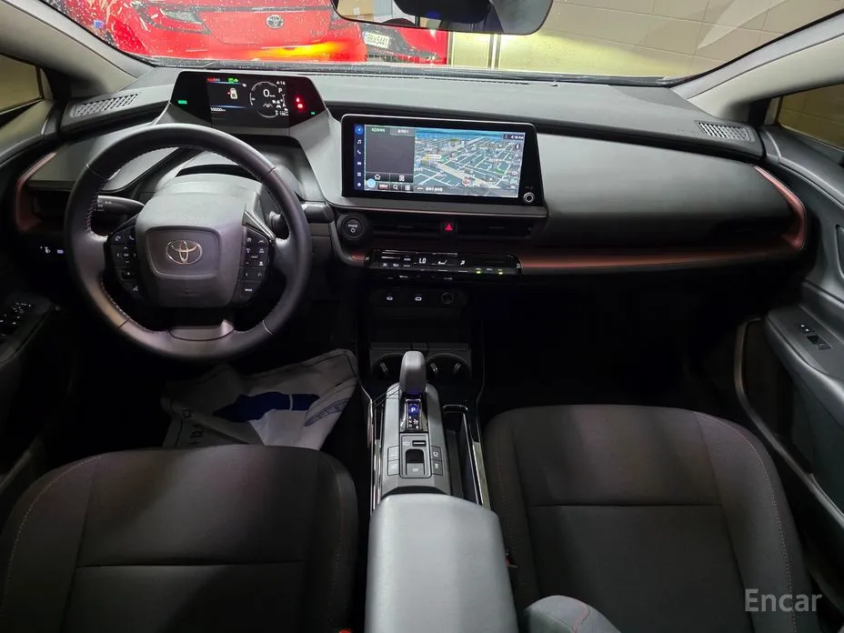 Фото 7 - Toyota Prius