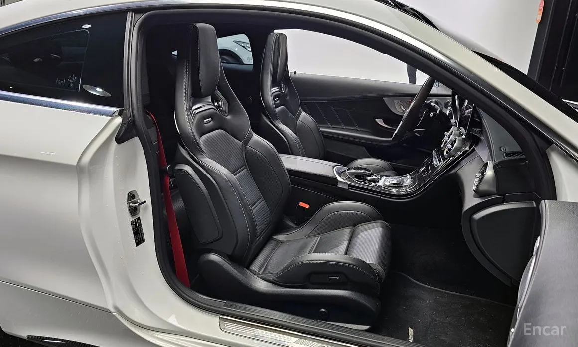 Фото 10 - Mercedes-Benz C-Class