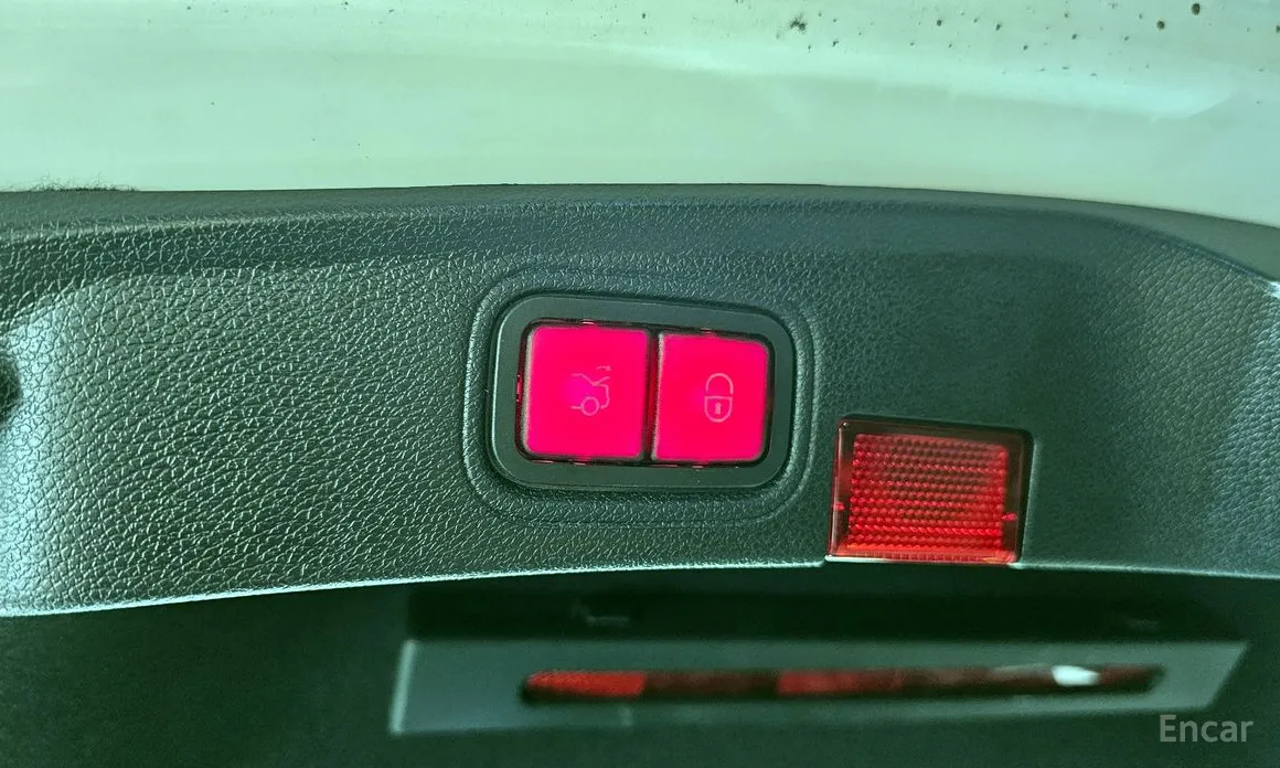 Фото 19 - Mercedes-Benz C-Class