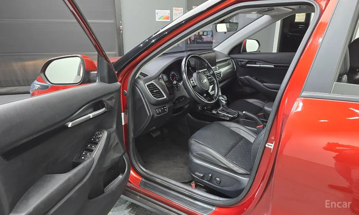 Фото 10 - Kia Seltos