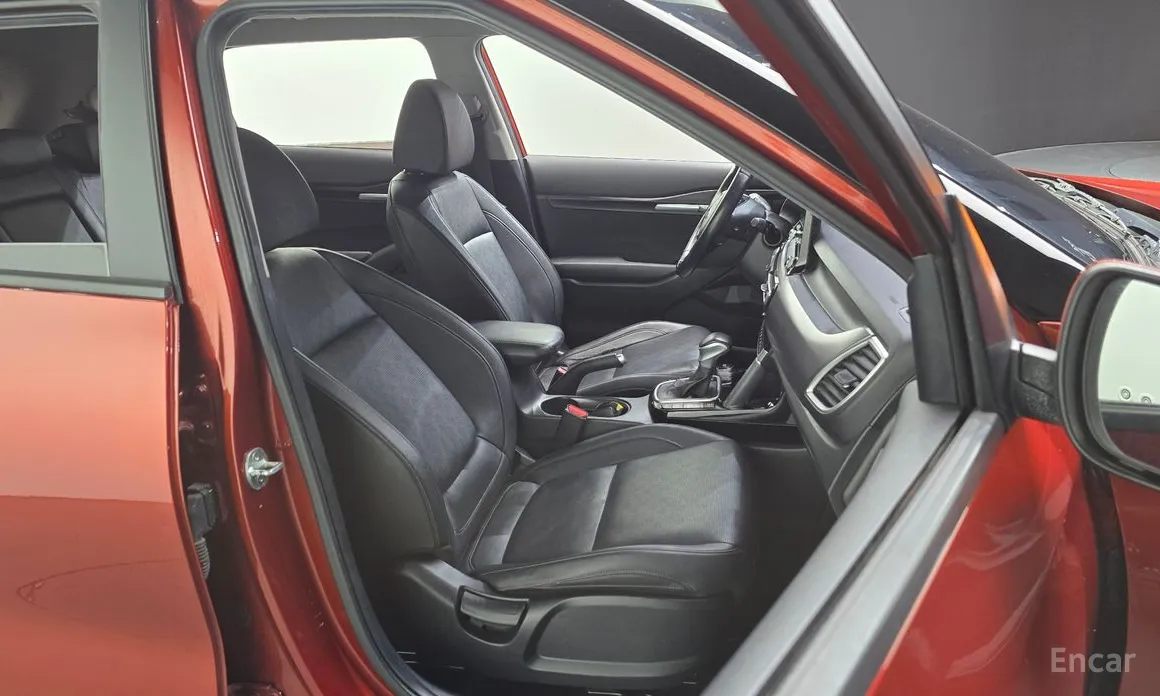 Фото 12 - Kia Seltos