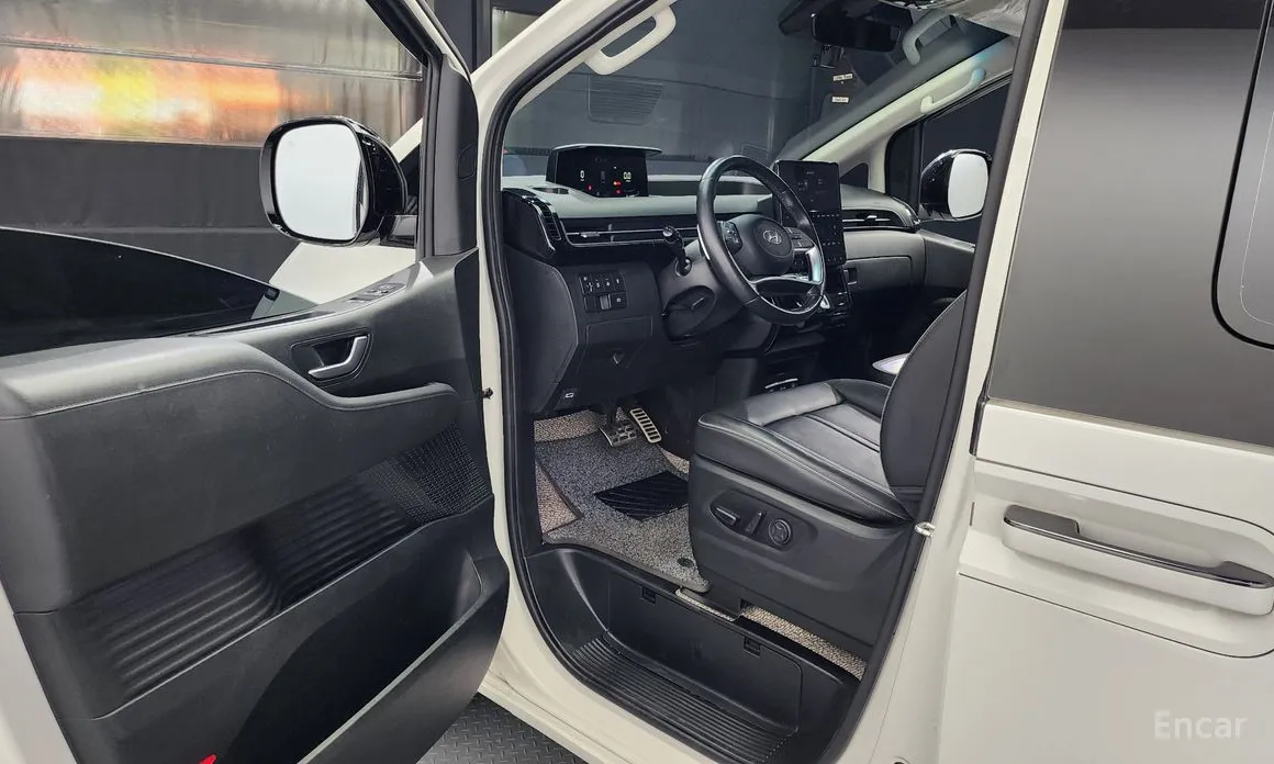 Фото 10 - Hyundai Staria