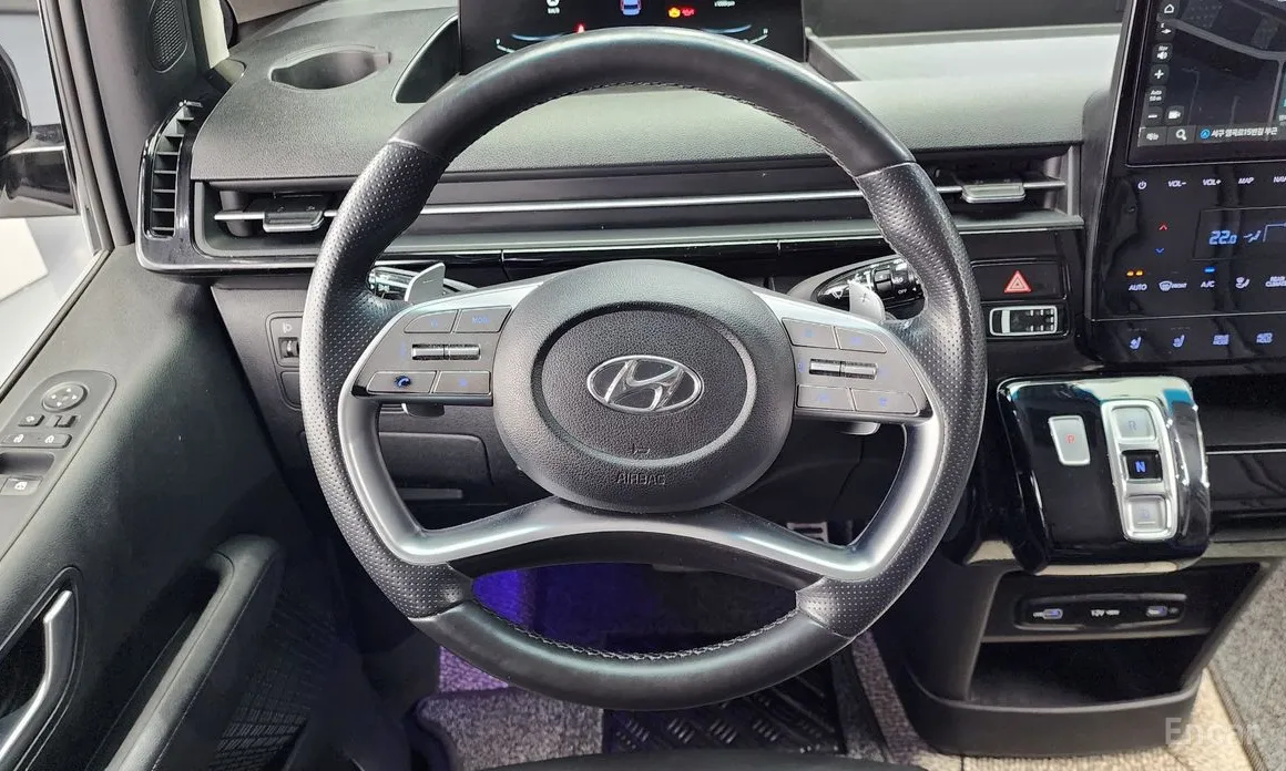 Фото 13 - Hyundai Staria