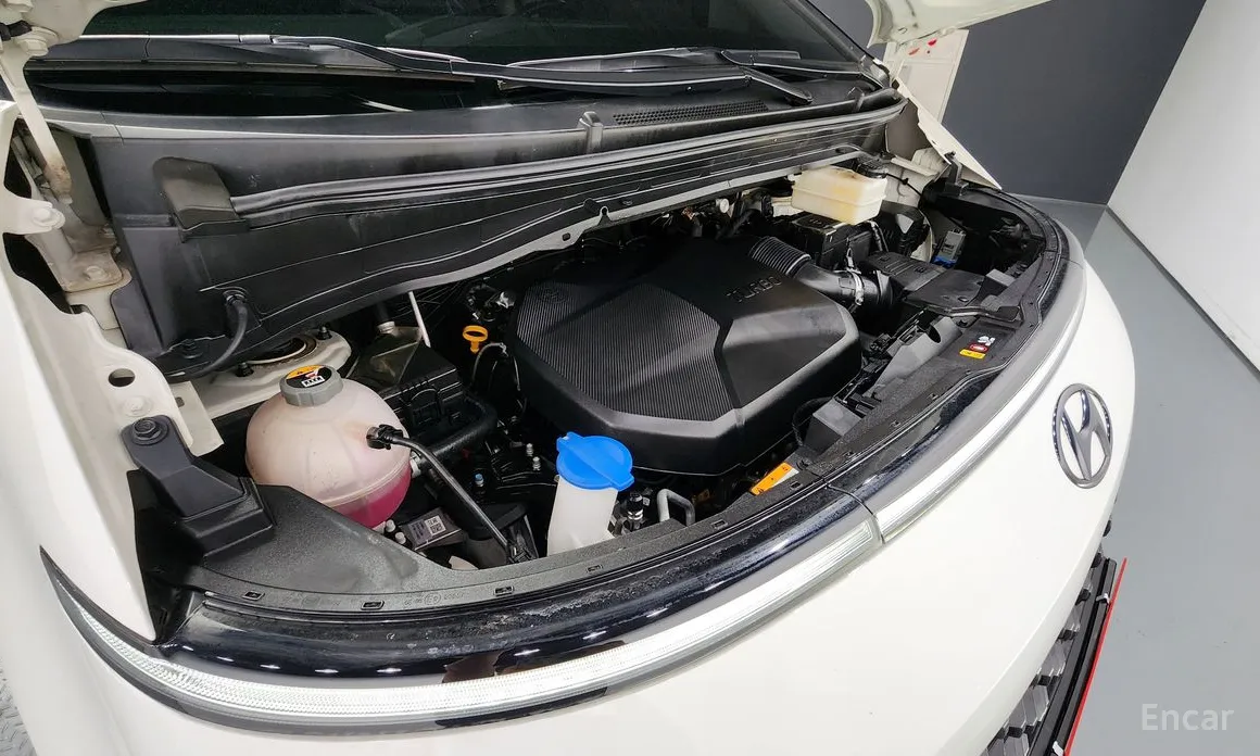 Фото 6 - Hyundai Staria