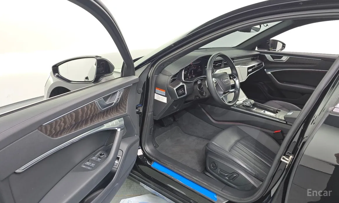 Фото 10 - Audi A6