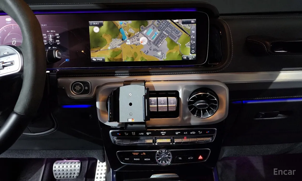 Фото 15 - Mercedes-Benz G-Class