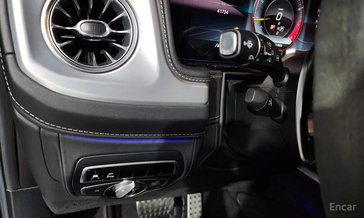 Фото 18 - Mercedes-Benz G-Class