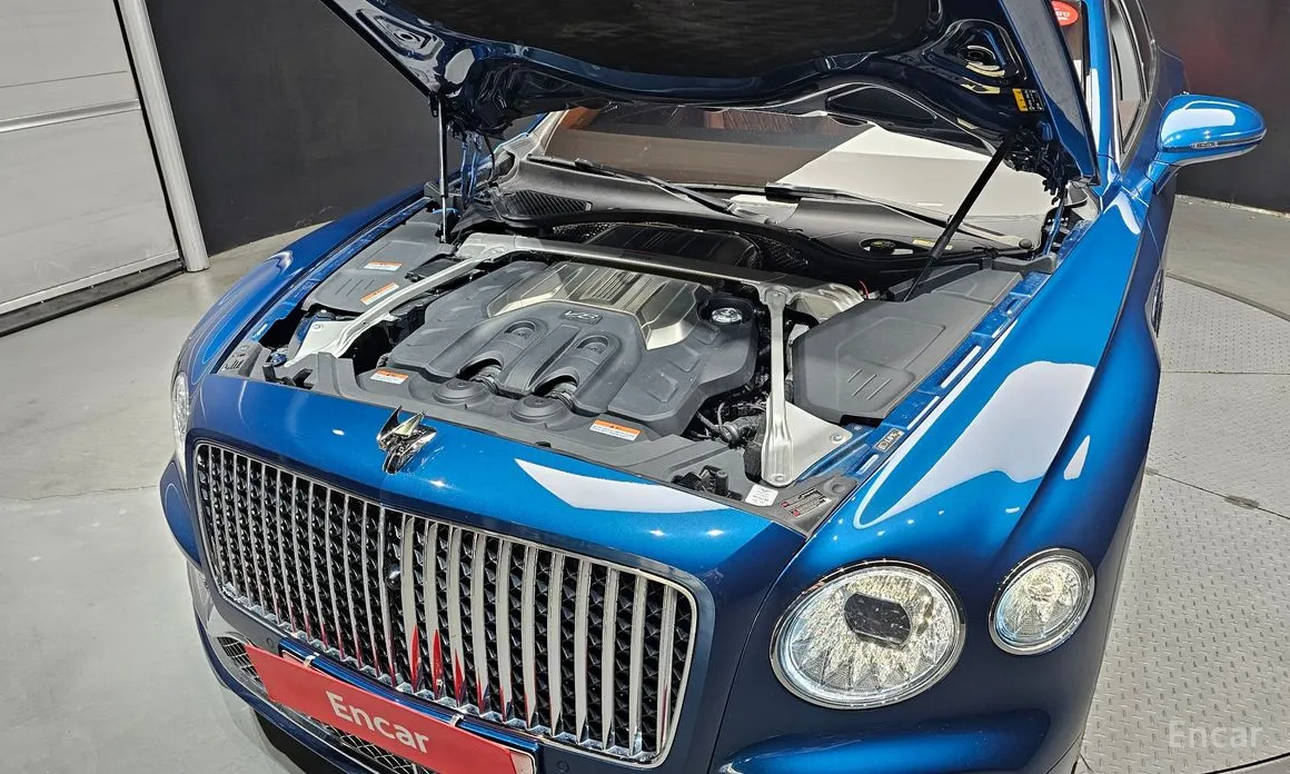 Фото 6 - Bentley Flying Spur