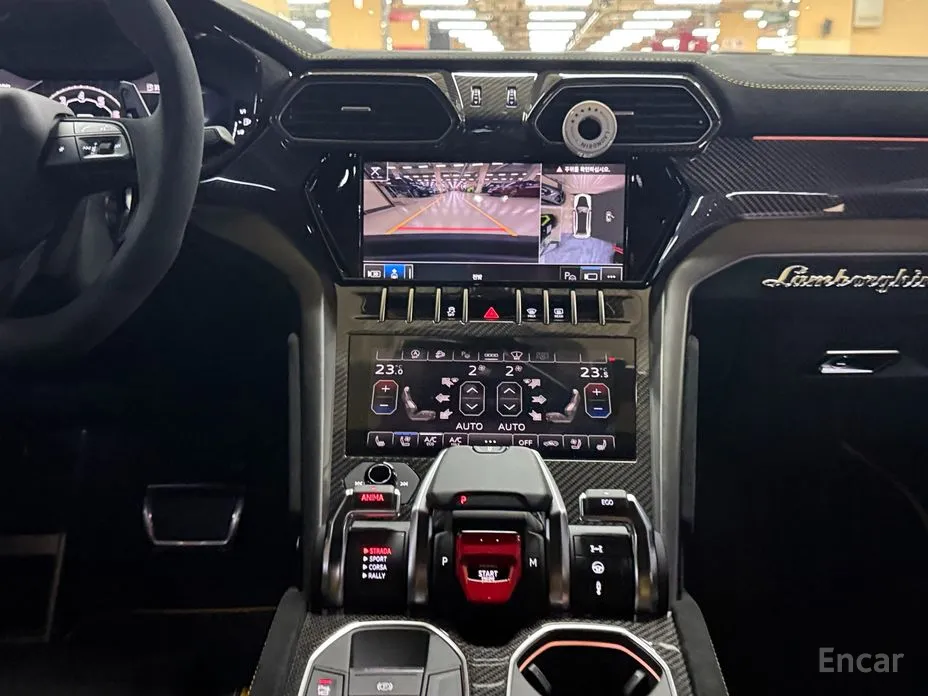 Фото 17 - Lamborghini Urus