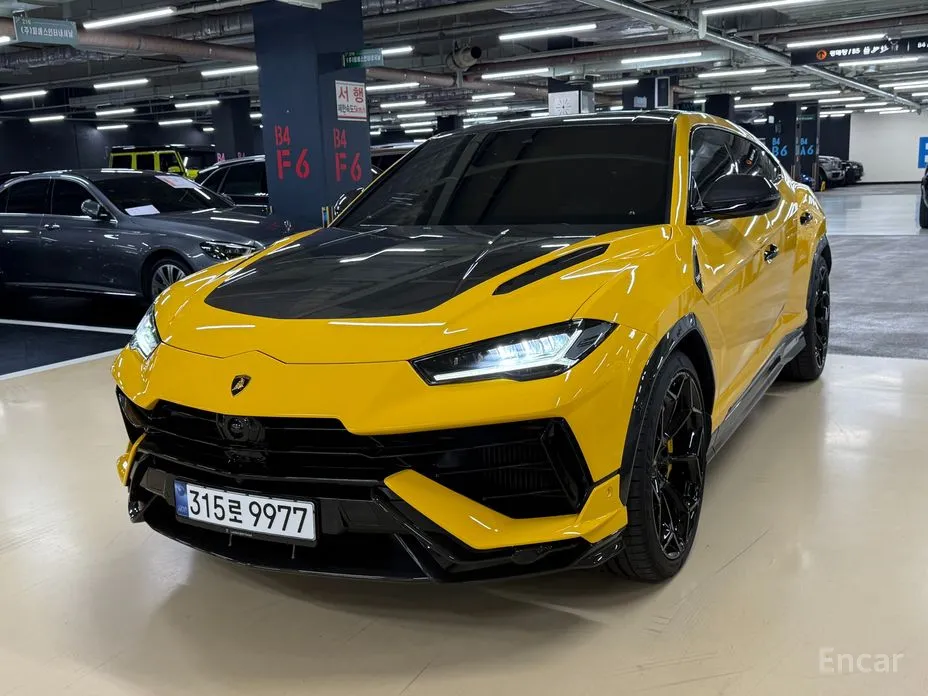 Фото 4 - Lamborghini Urus