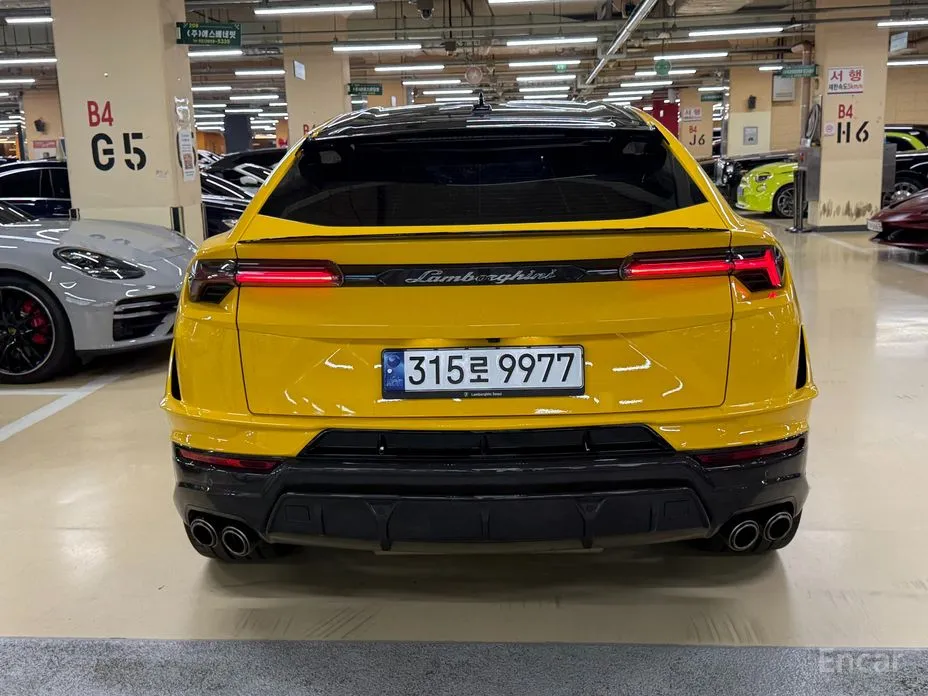 Фото 5 - Lamborghini Urus