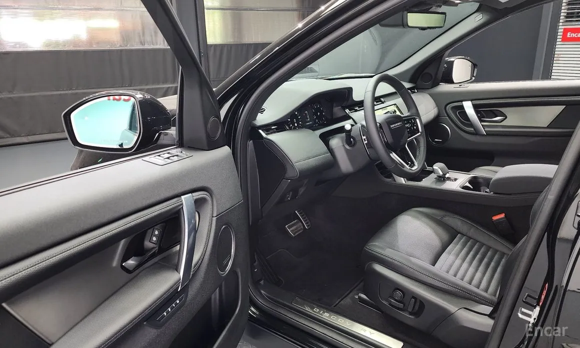 Фото 10 - Land Rover Discovery Sport