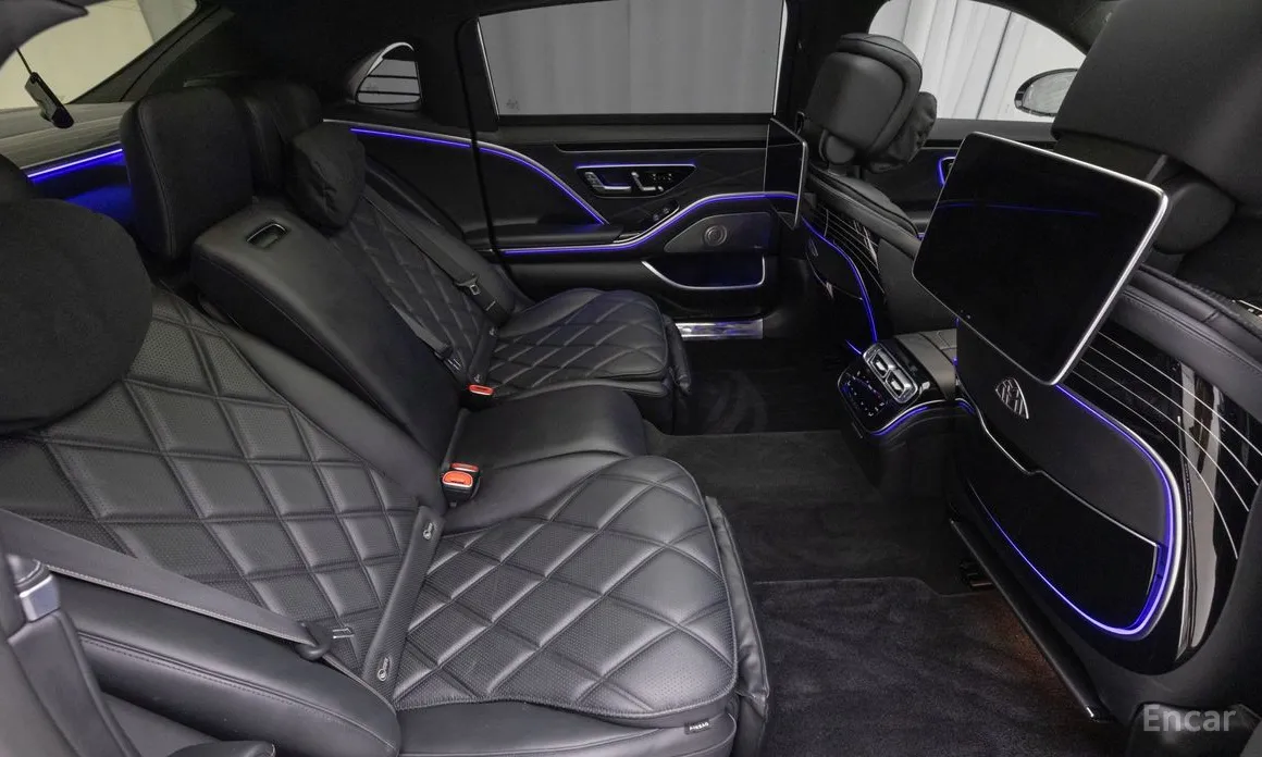 Фото 10 - Mercedes-Benz S-Class