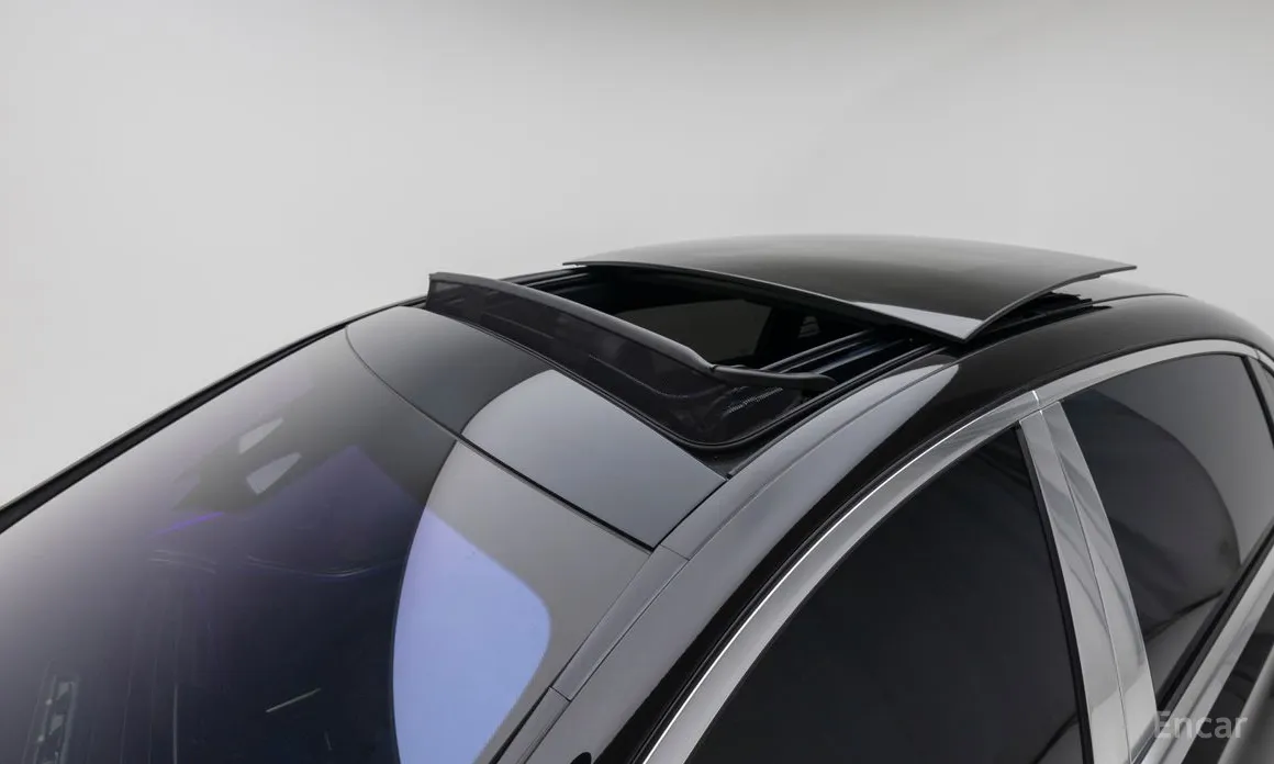 Фото 12 - Mercedes-Benz S-Class