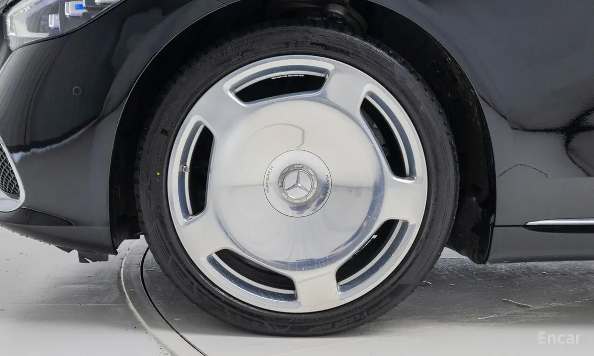 Фото 5 - Mercedes-Benz S-Class