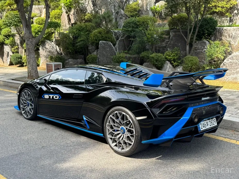 Фото 3 - Lamborghini Huracan