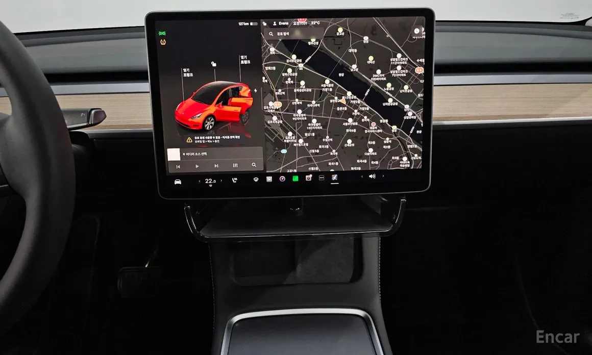 Фото 14 - Tesla Model Y