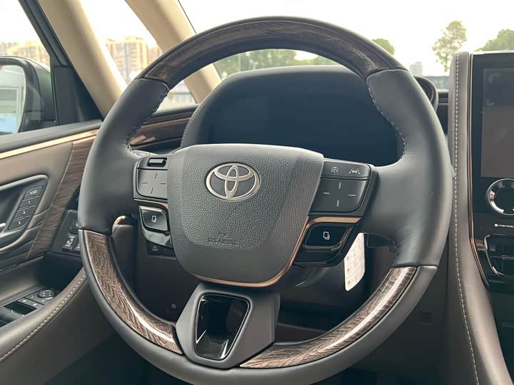 Photo 6 - Toyota Alphard