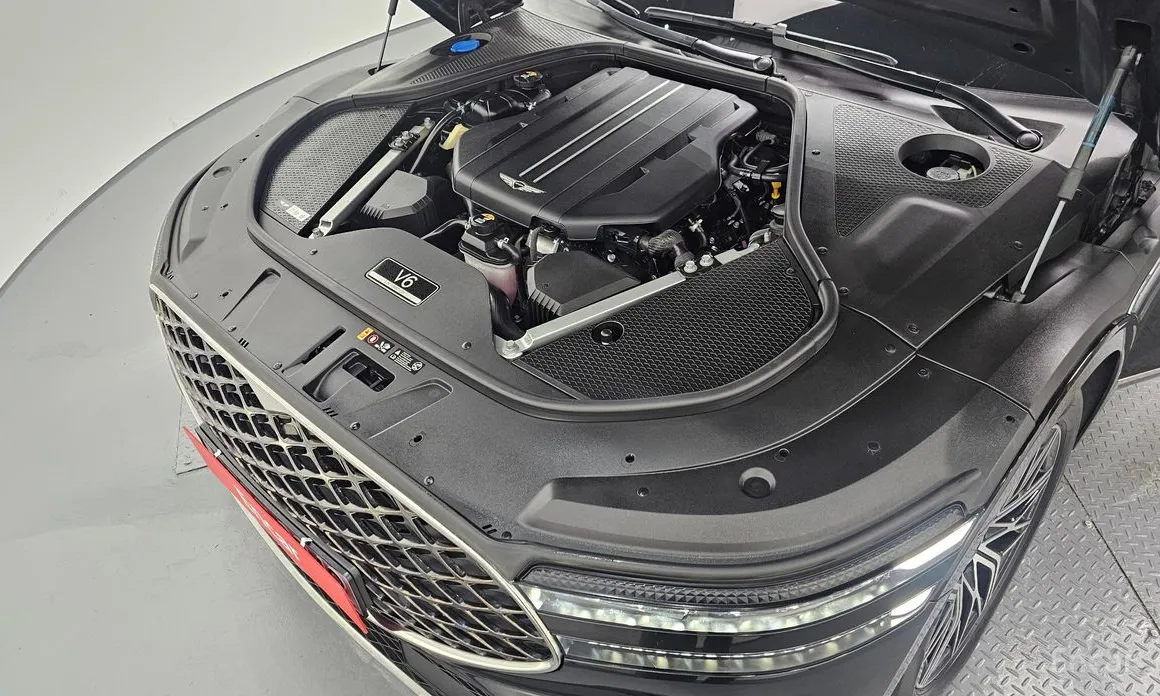 Фото 6 - Genesis G90