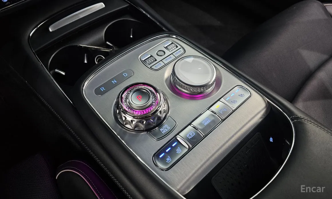 Фото 9 - Genesis G90