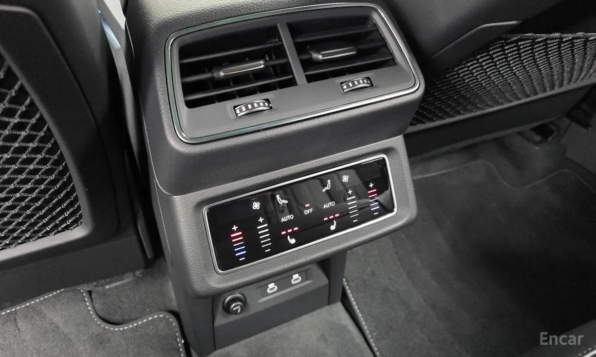 Фото 19 - Audi e-tron