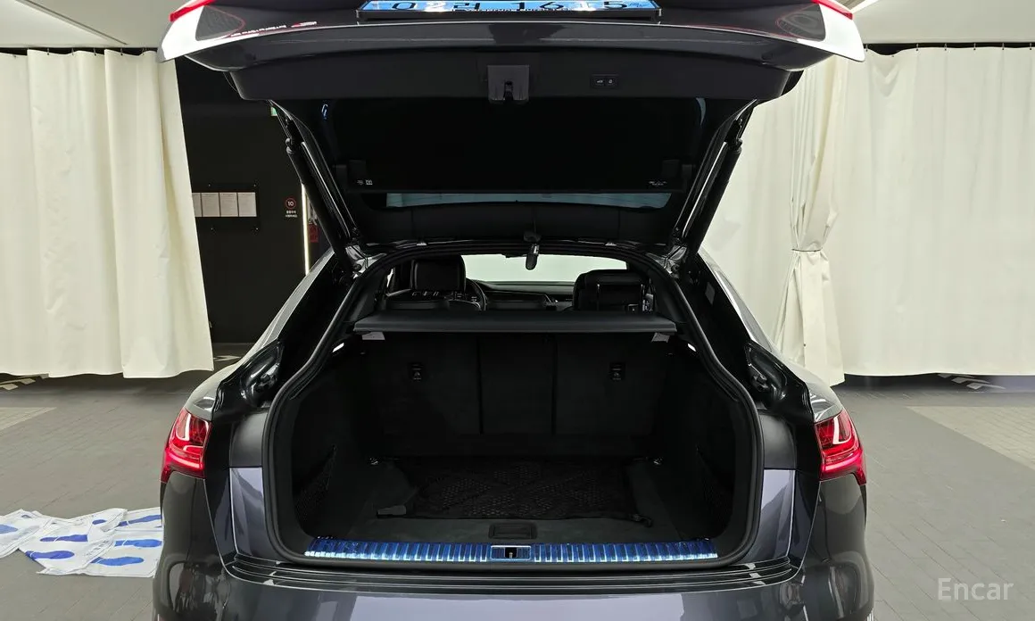 Фото 20 - Audi e-tron