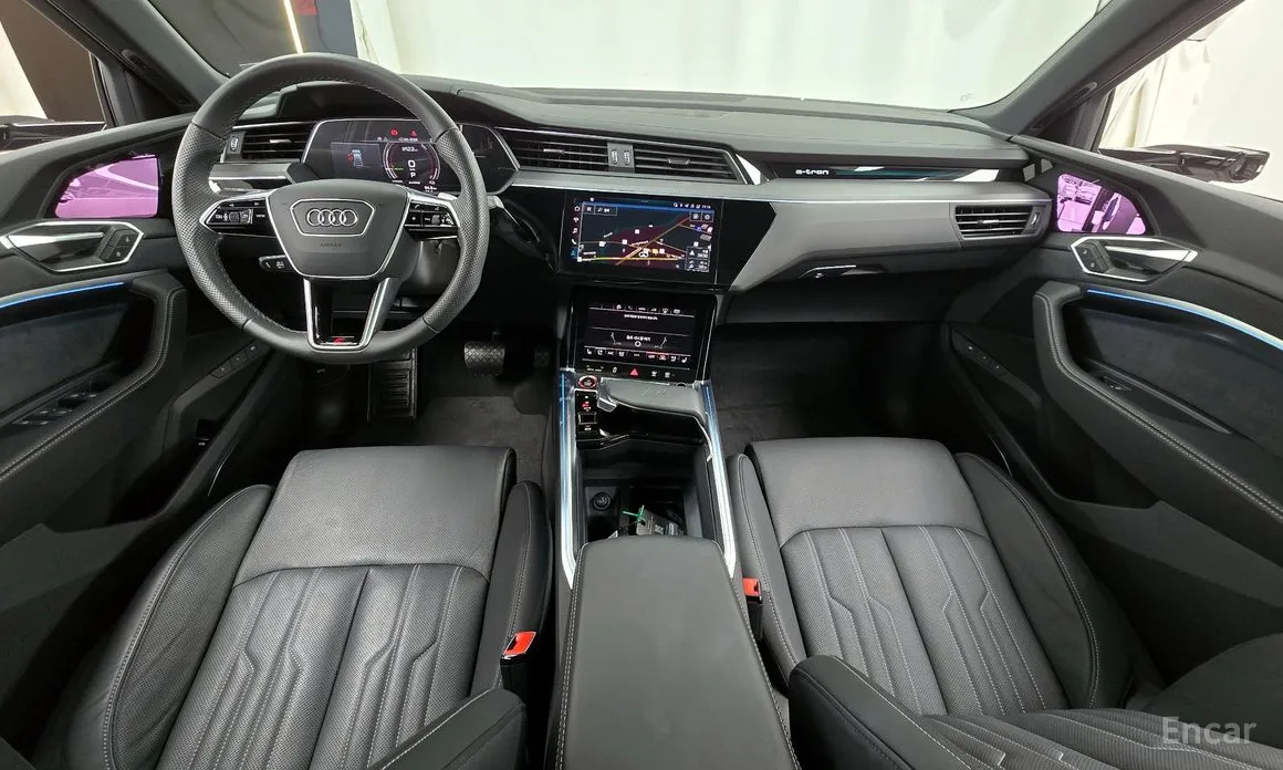 Фото 7 - Audi e-tron