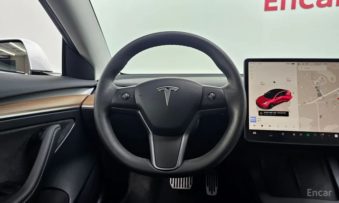 Фото 13 - Tesla Model 3