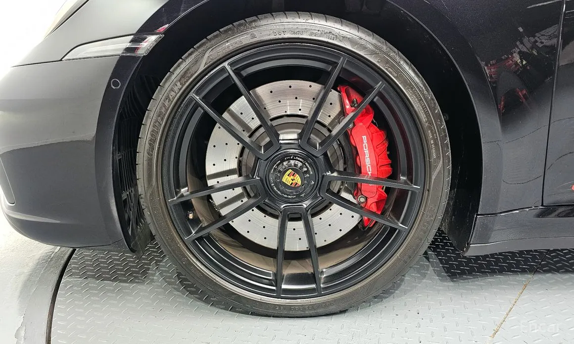 Фото 5 - Porsche 911