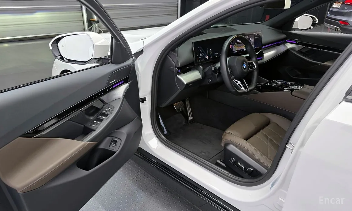 Фото 11 - BMW 5 Series