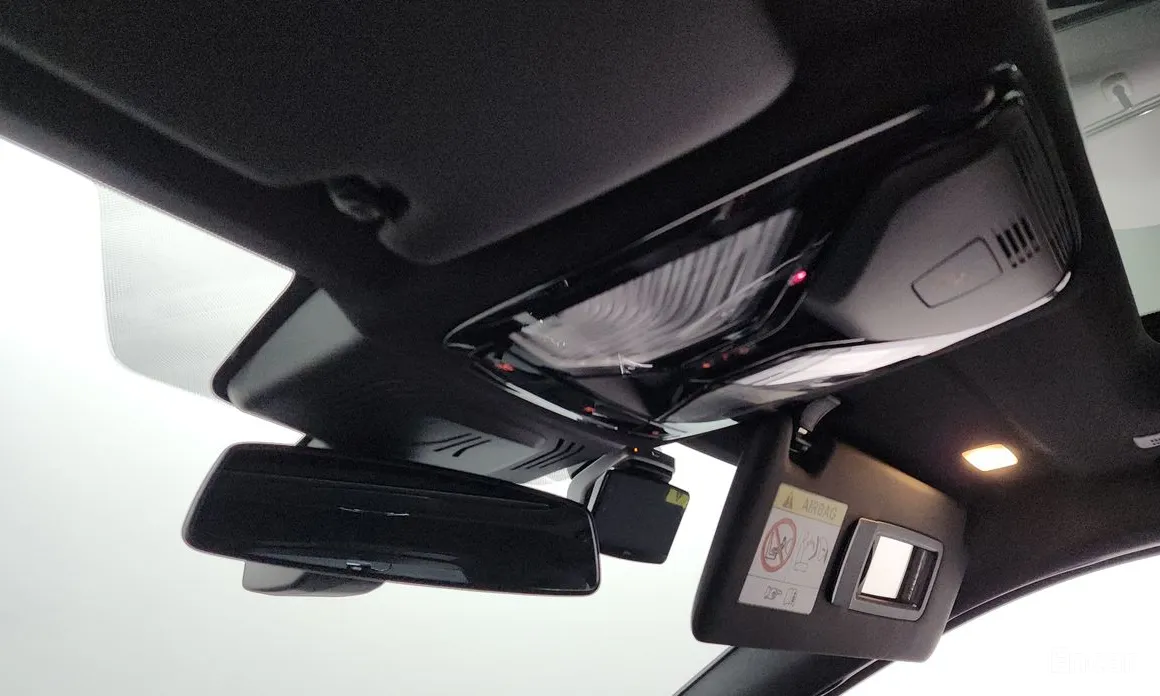 Фото 18 - BMW 3 Series