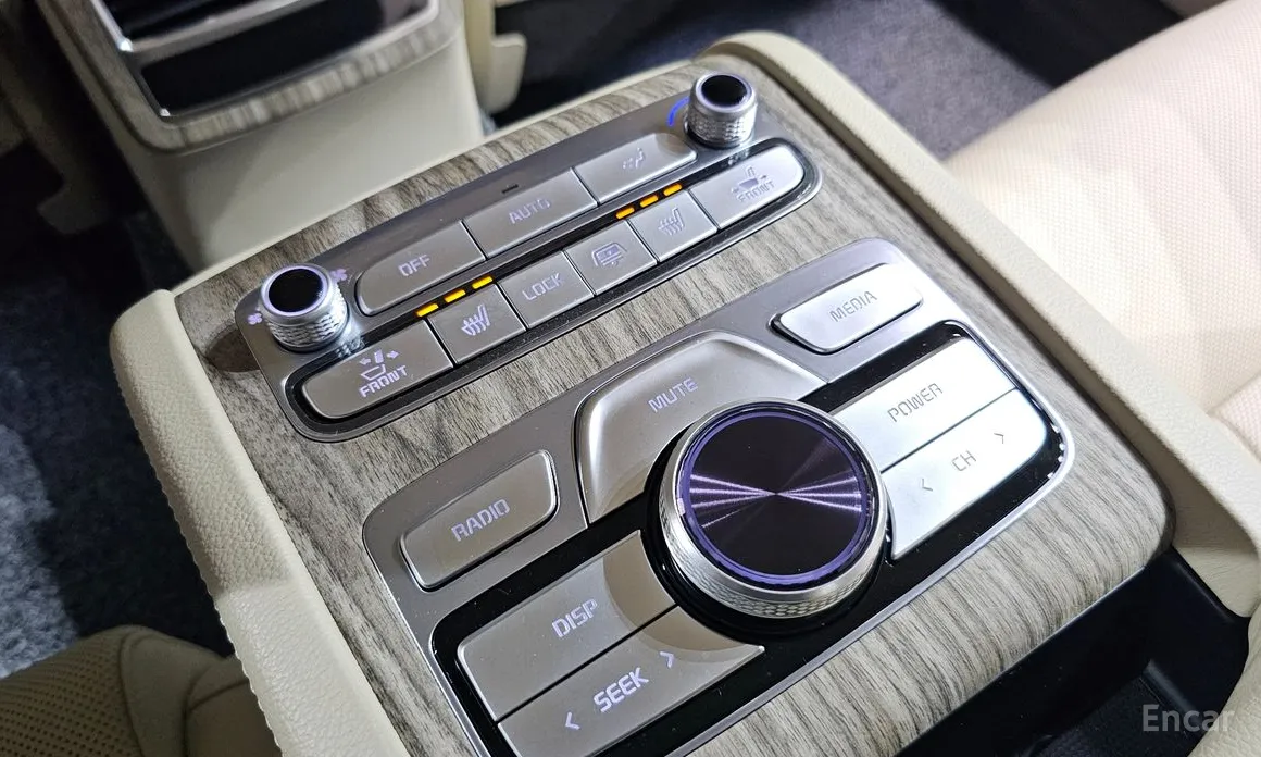 Фото 19 - Kia K9