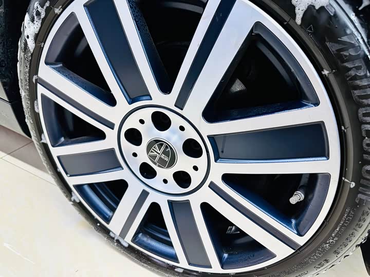 Фото 12 - Mini Clubman