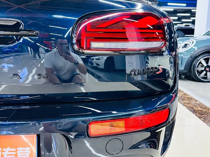 Фото 14 - Mini Clubman