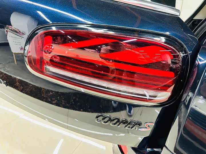 Фото 18 - Mini Clubman