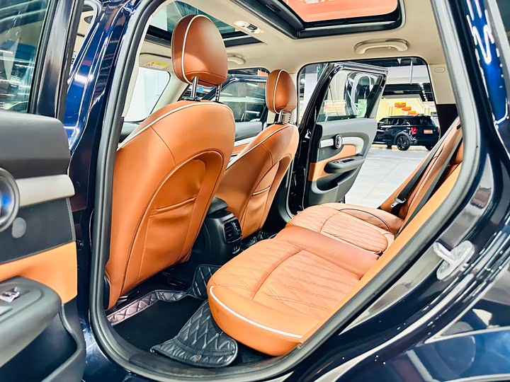 Фото 21 - Mini Clubman