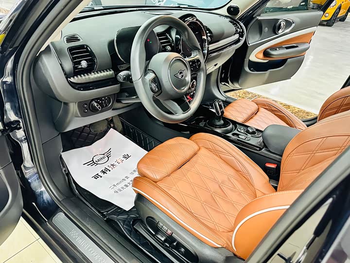 Фото 23 - Mini Clubman